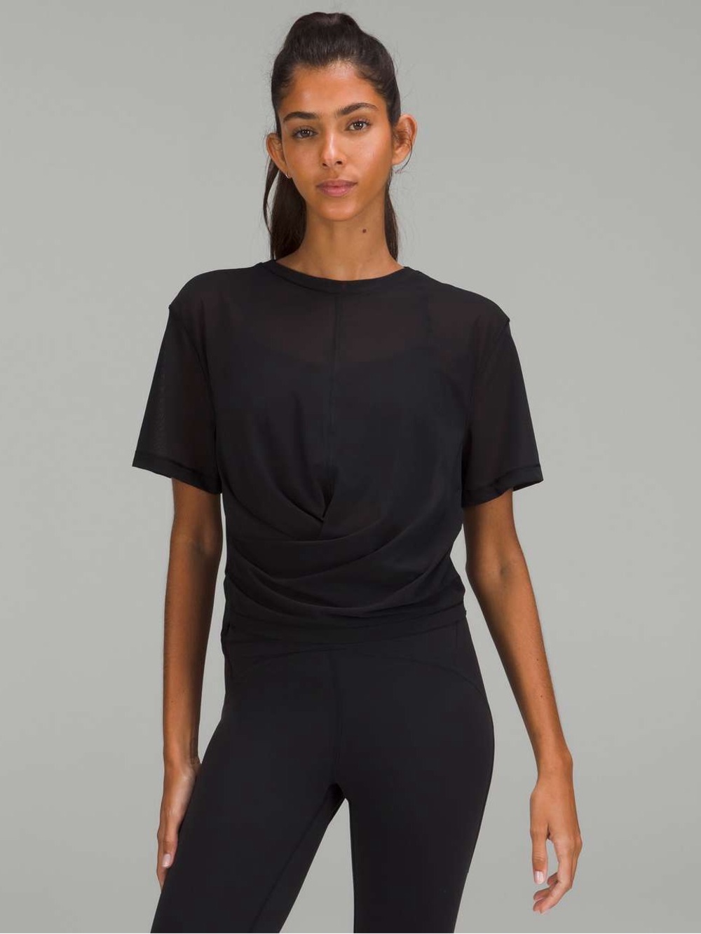 Lululemon Lightweight Mesh Reversible Yoga T-Shirt Black size Medium